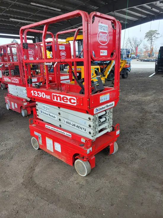 2019 MEC 1330SE Scissor Lift