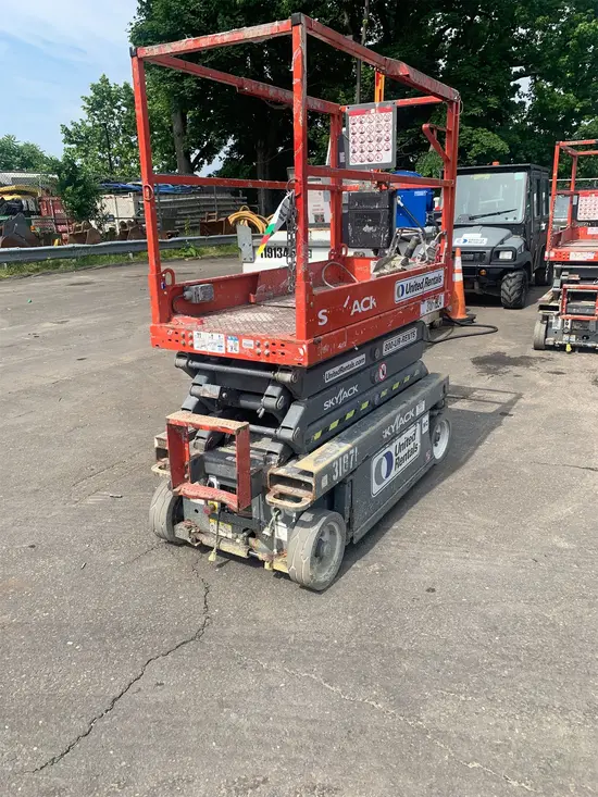 2016 Skyjack SJIII3219 Scissor Lift