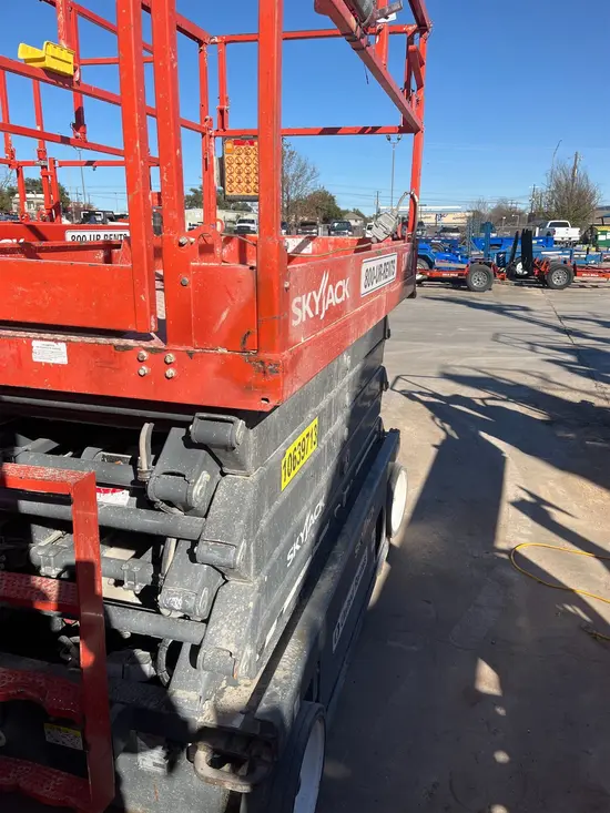 2017 Skyjack SJIII4740 Scissor Lift