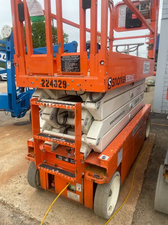 2019 Snorkel S3226E Scissor Lift