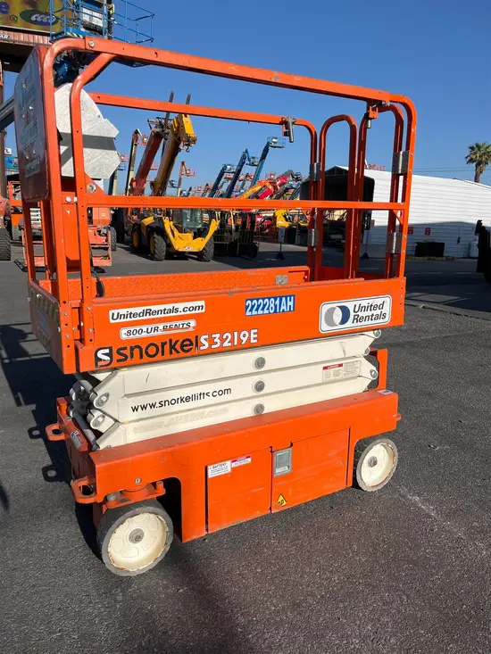 2019 Snorkel S3219E Scissor Lift