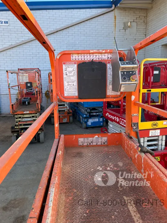 2019 Snorkel S3219E Scissor Lift