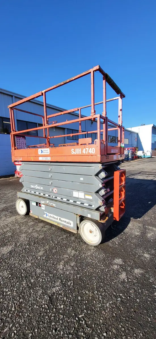 2018 Skyjack SJIII4740 Scissor Lift