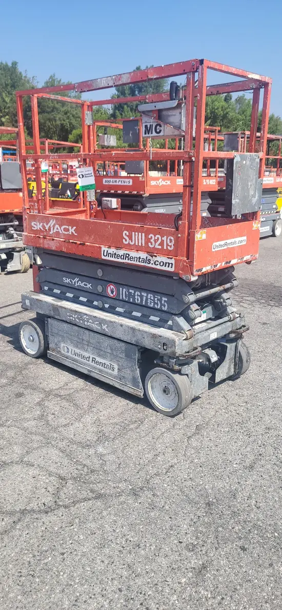 2018 Skyjack SJIII3219 Scissor Lift