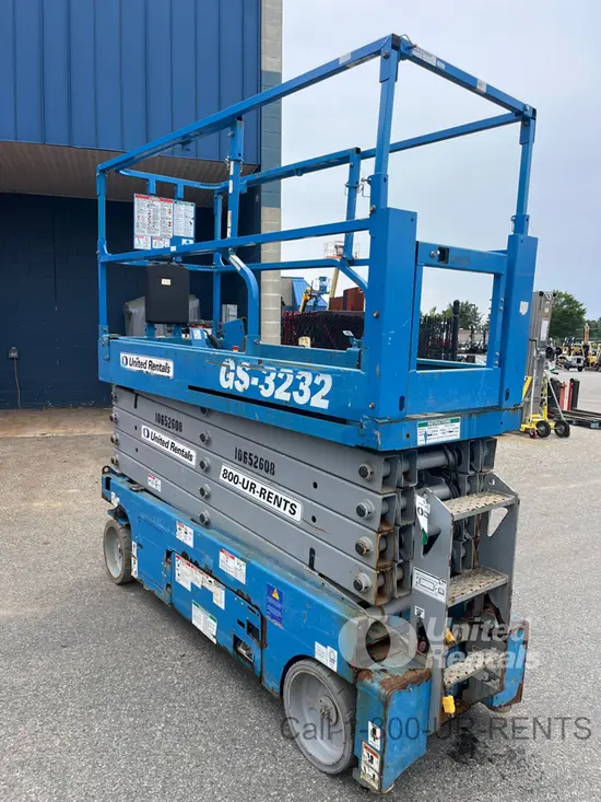 2017 Genie GS-3232 Scissor Lift