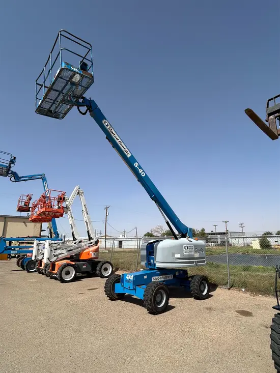 2015 Genie S-40 Boom Lift