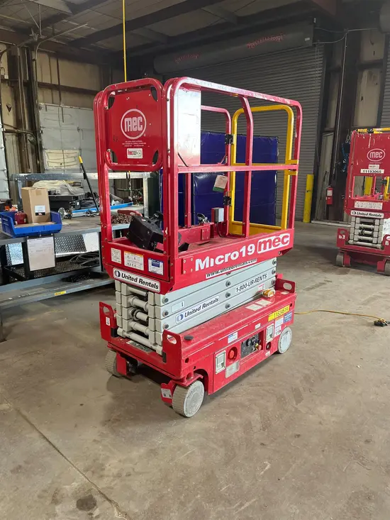 2022 MEC MICRO 19 Scissor Lift