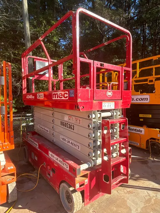 2017 MEC 4046SE Scissor Lift