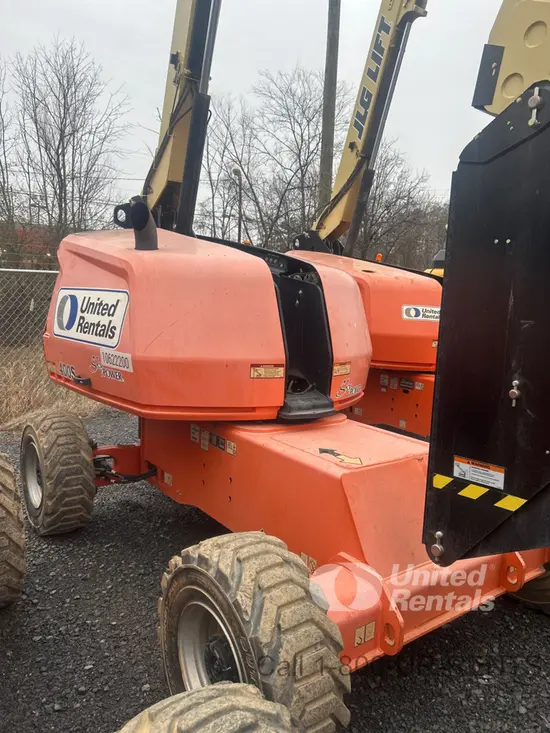 2017 JLG 400S Boom Lift