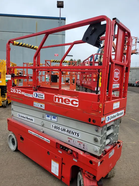 2019 MEC 2632SE Scissor Lift