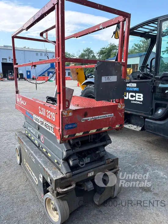 2017 Skyjack SJIII3219 Scissor Lift