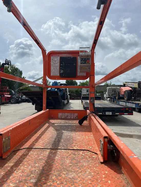2019 Snorkel S3226E Scissor Lift