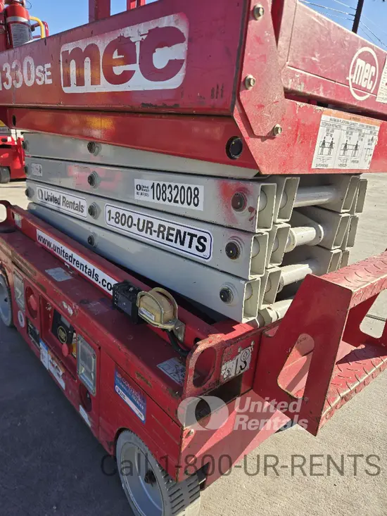 2018 MEC 1330SE Scissor Lift