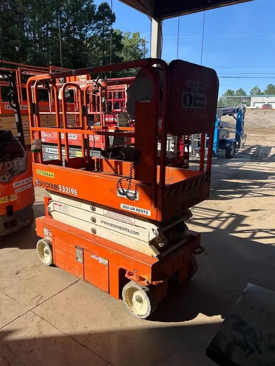 2019 Snorkel S3219E Scissor Lift