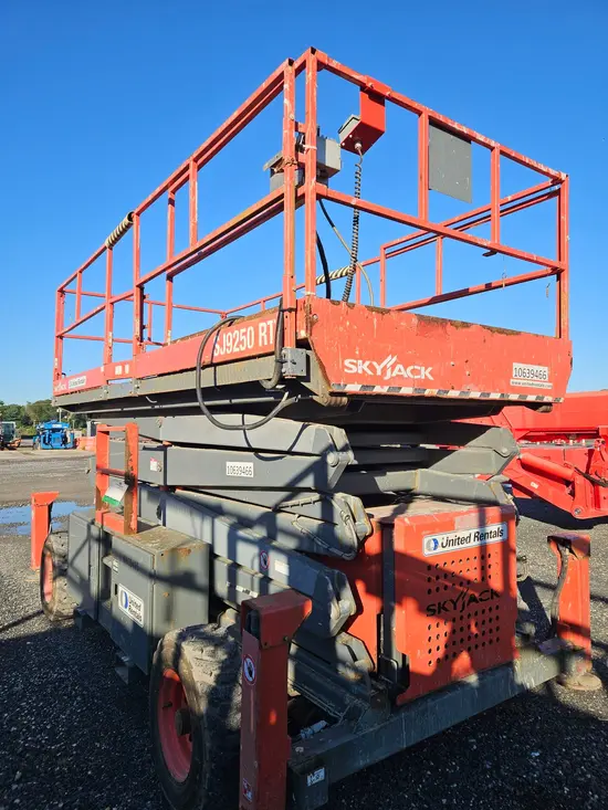 2017 Skyjack SJ9250RT Rough Terrain Scissor Lift