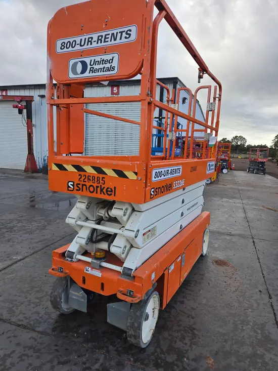 2019 Snorkel S3226E Scissor Lift
