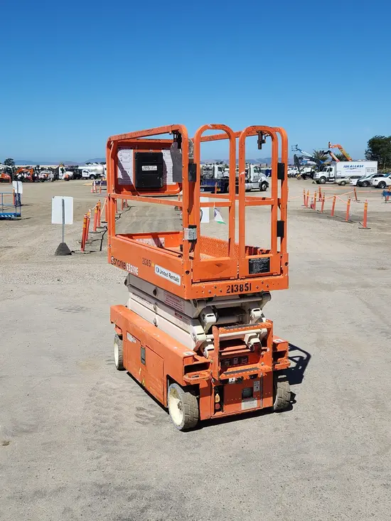 2018 Snorkel S3219E Scissor Lift