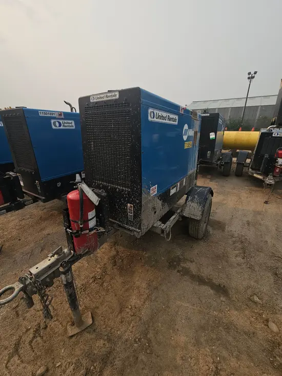 2021 Miller Welders Big Blue 500 Welder