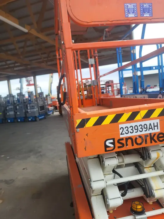2019 Snorkel S3226E Scissor Lift