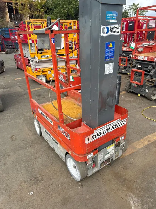 2012 Skyjack SJ12 Self-Propelled One-Person Lift