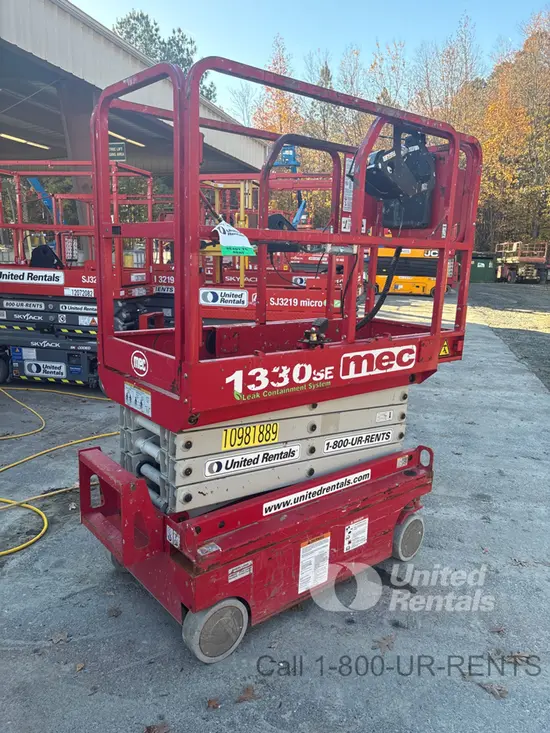 2019 MEC 1330SE Scissor Lift