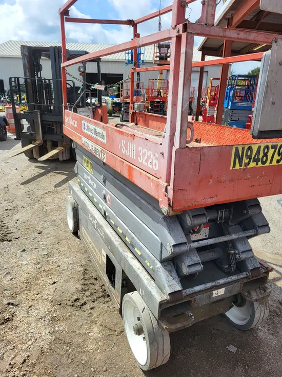2016 Skyjack SJIII3226 Scissor Lift