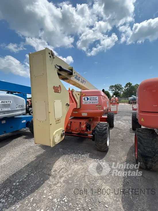 2017 JLG 800AJ Articulating Boom Lift