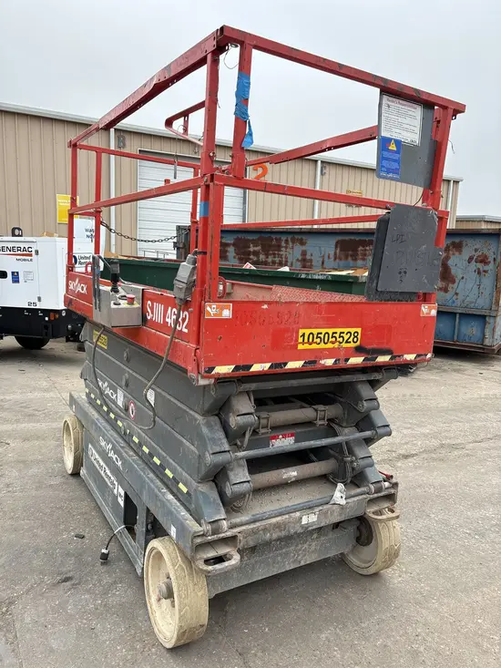 2016 Skyjack SJIII4632 Scissor Lift