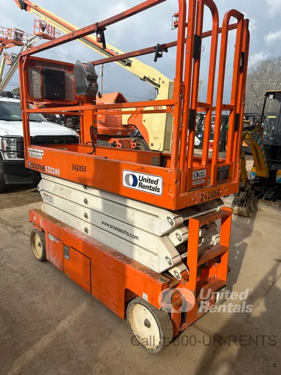 2019 Snorkel S3226E Scissor Lift