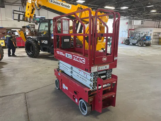 2018 MEC 1930SE Scissor Lift