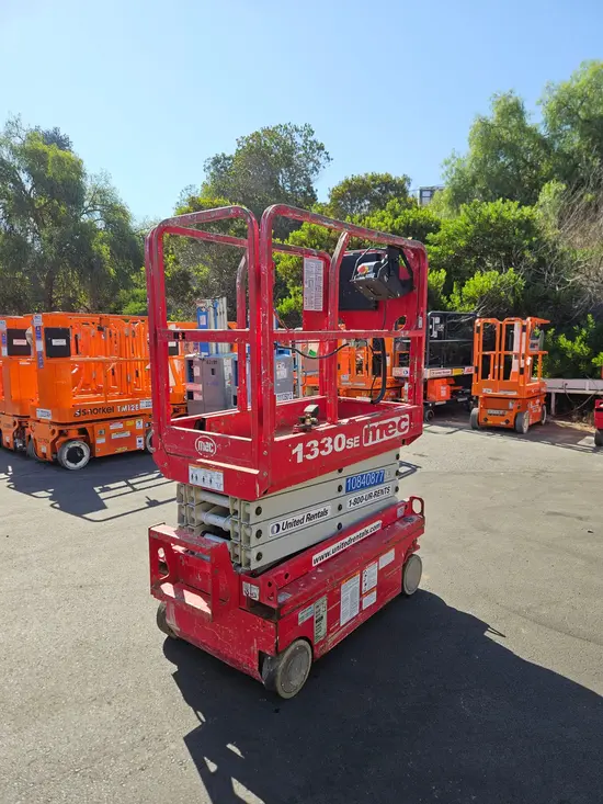 2018 MEC 1330SE Scissor Lift