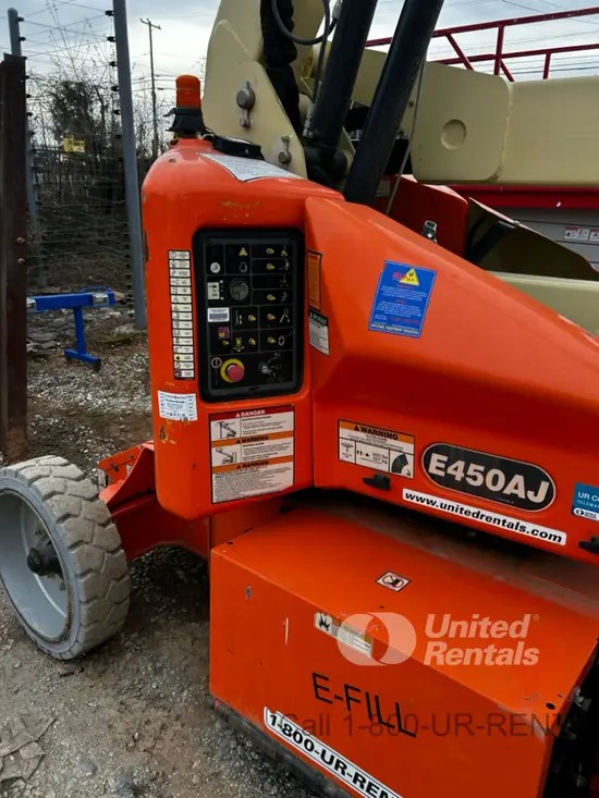 2016 JLG E450AJ Articulating Boom Lift