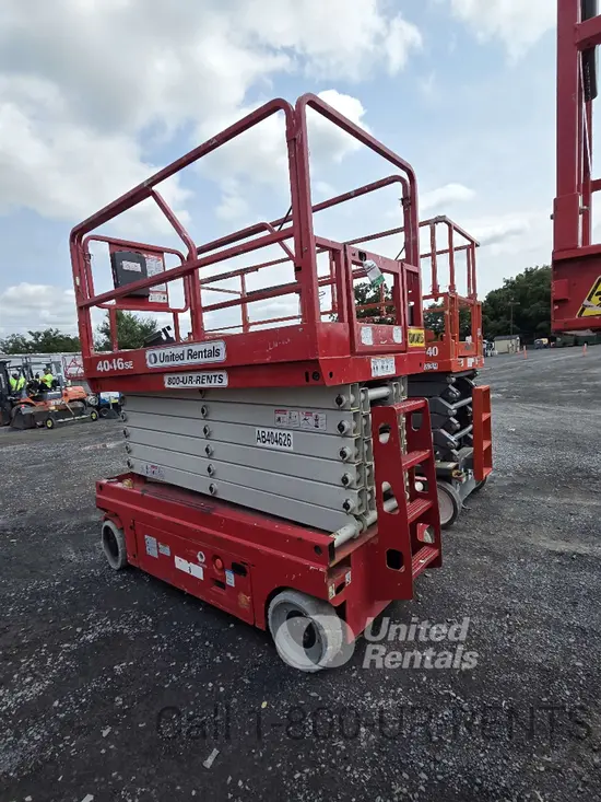2018 MEC 4046SE Scissor Lift