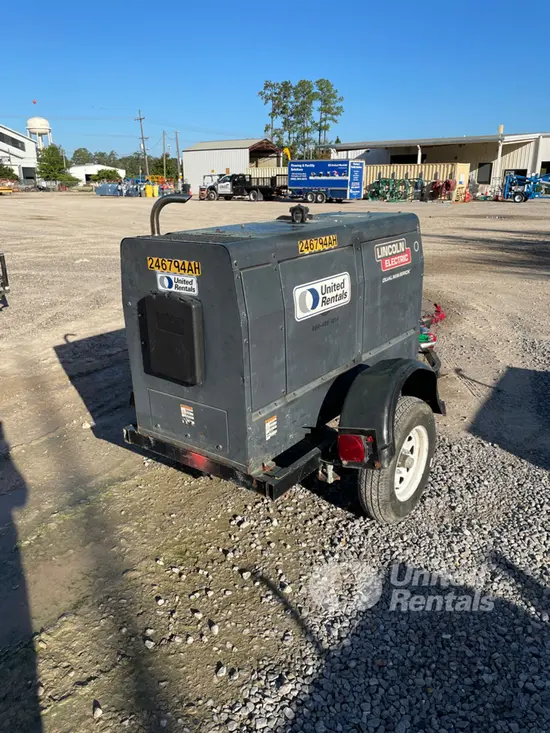 2020 Lincoln Electric DUAL MAVERICK Welder