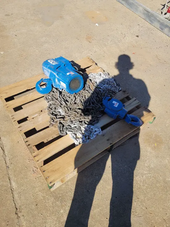 2011 JD NEUHAUS PROFI 3-6 Hoist