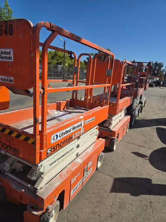 2018 Snorkel S3219E Scissor Lift