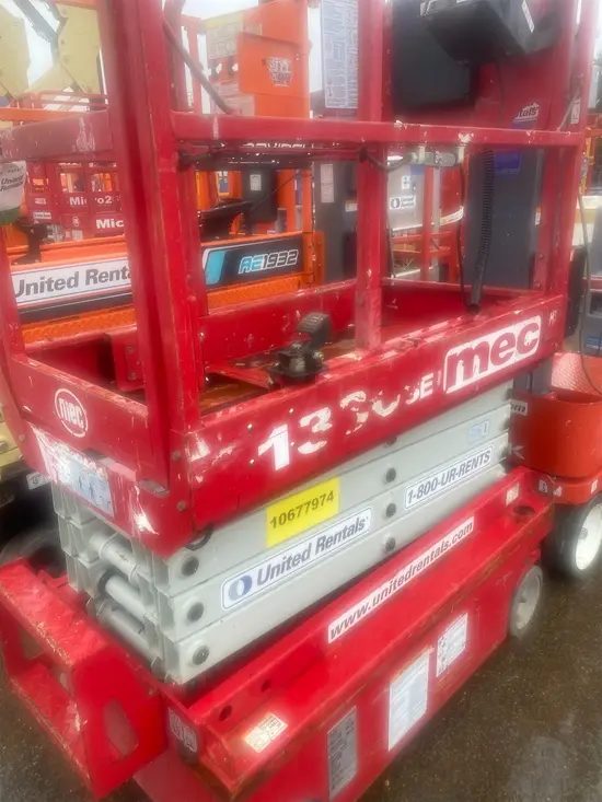 2017 MEC 1330SE Scissor Lift