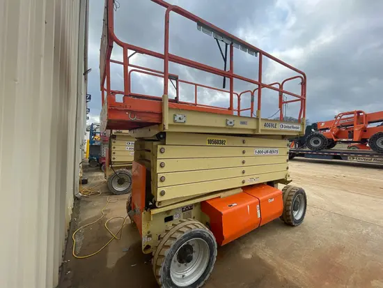 2017 JLG 4069LE Scissor Lift