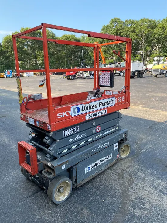 2017 Skyjack SJIII3219 Scissor Lift