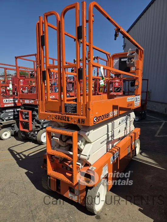 2019 Snorkel S3226E Scissor Lift