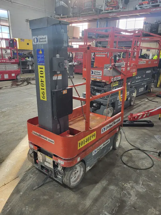 2013 Skyjack SJ12 Self-Propelled One-Person Lift