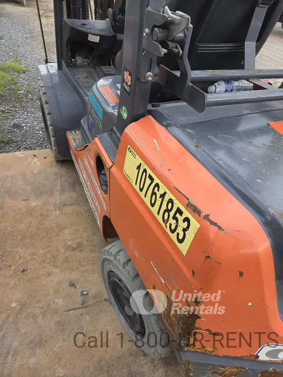 2018 Toyota 8FGU30 Warehouse Forklift