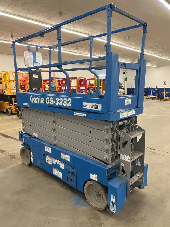 2017 Genie GS-3232 Scissor Lift