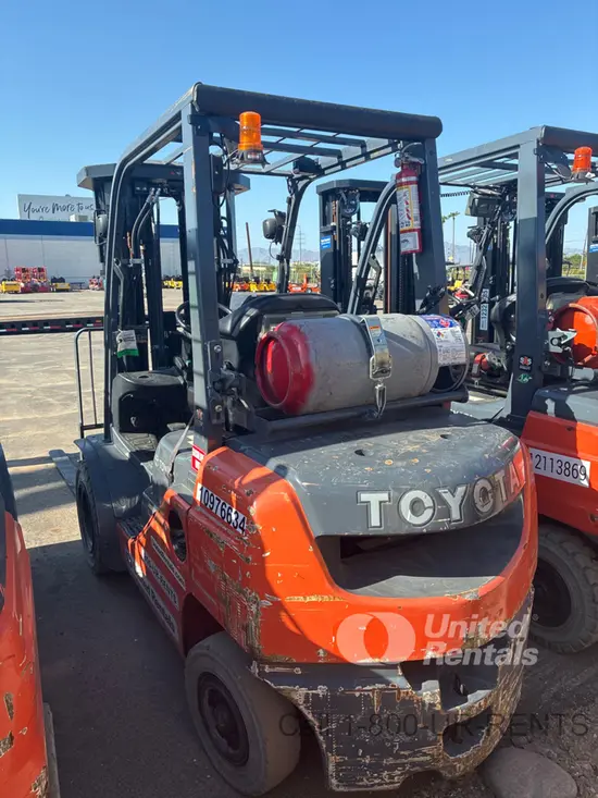 2019 Toyota 8FGU25 Warehouse Forklift