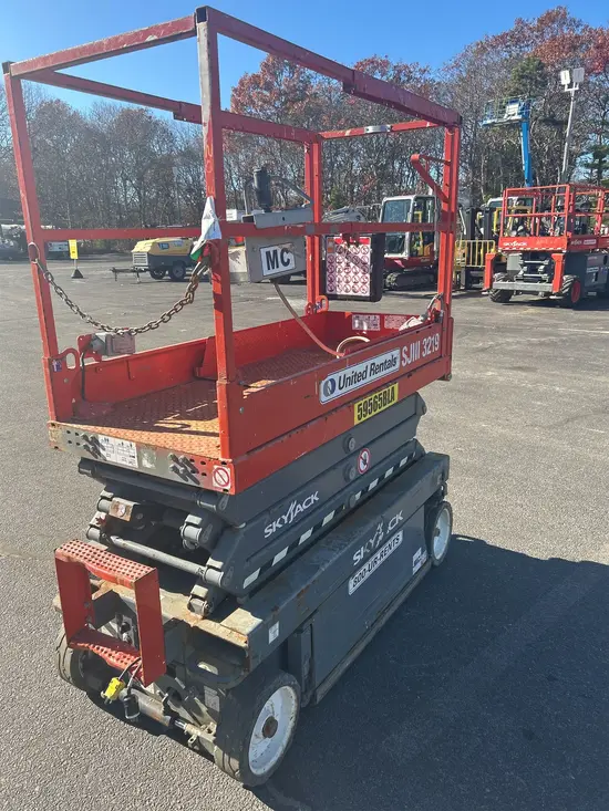 2018 Skyjack SJIII3219 Scissor Lift