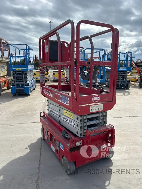 2018 MEC 1330SE Scissor Lift