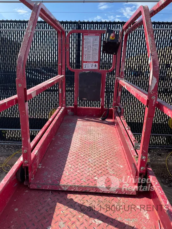 2019 MEC 2632SE Scissor Lift