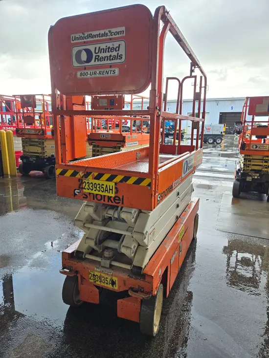 2019 Snorkel S3226E Scissor Lift