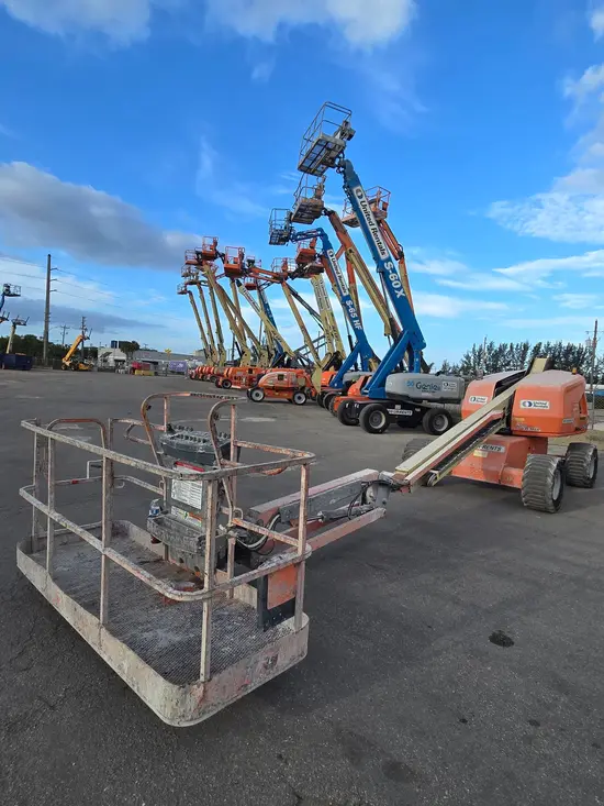 2018 JLG 460SJ Boom Lift