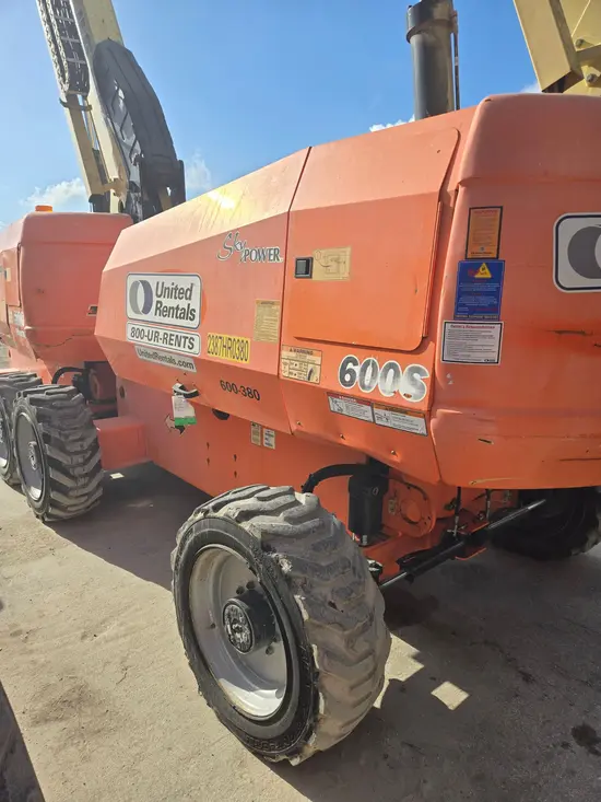 2017 JLG 600S Boom Lift